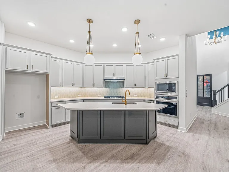 11230 Peacock Flower St — Photo 19
