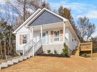 2145 Broome Rd, Palmyra, TN 37142