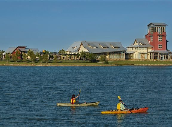 Cross Creek Ranch Amenities - Lake and Welcome Center