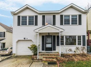 58 Oak Knoll Dr, Matawan, NJ 07747