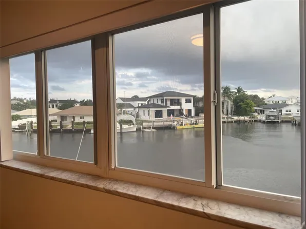 698 NE Spanish River Blvd APT 23, Boca Raton, FL 33431