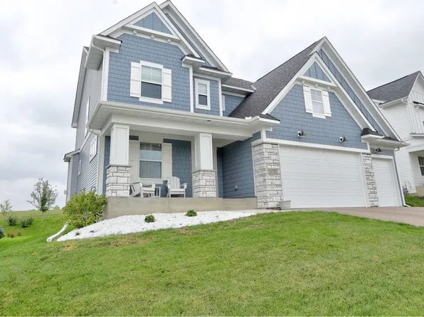 171 Maple Ter, Waconia, MN 55387