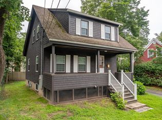4 Woods Ct, Natick, MA 01760