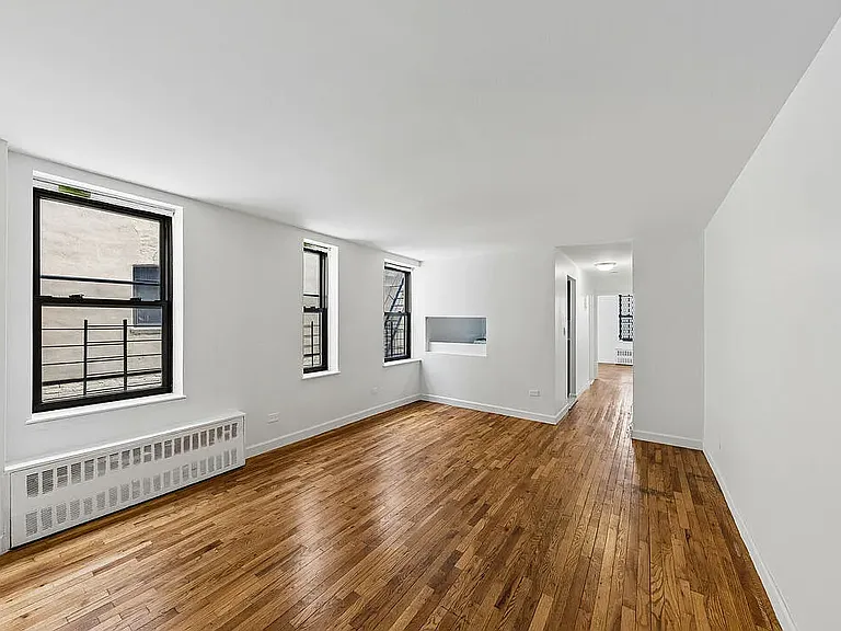 324 Powers Ave #4C — Photo 2