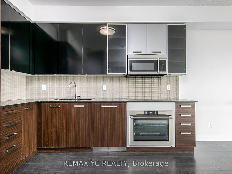5168 Yonge St #2708 — Photo 6