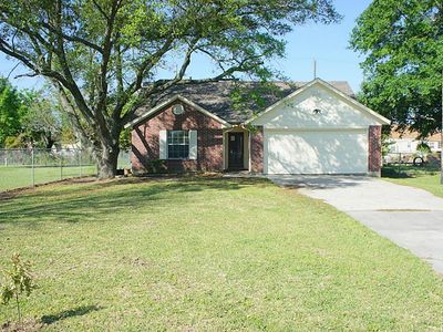 216 S Carroll St, La Porte, TX, 77571