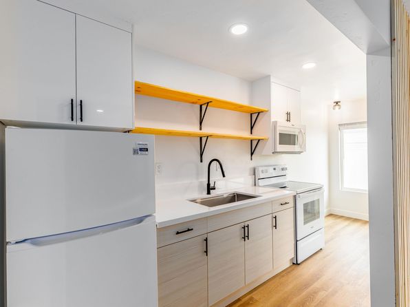 2821 Morena Blvd #4