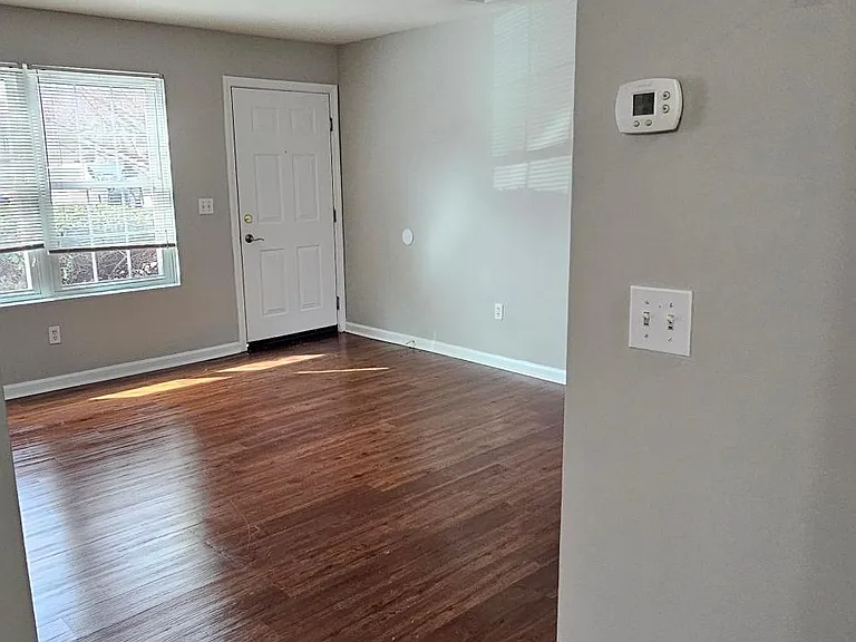 204 Cherry St #H1 — Photo 15