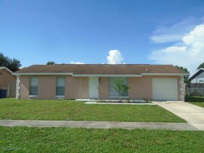 888 Ridgeway Dr, North Fort Myers, FL, 33903