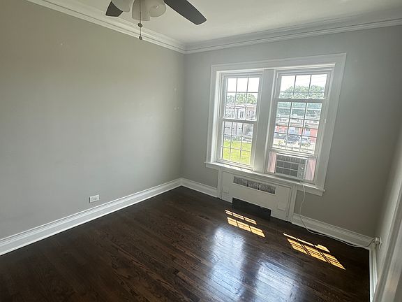 4th image of 27 N Brainard Ave #B2