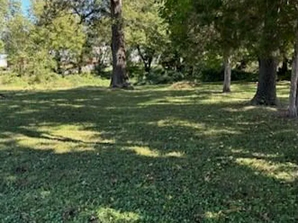 1308 Hamilton Pl, High Pt, NC 27262