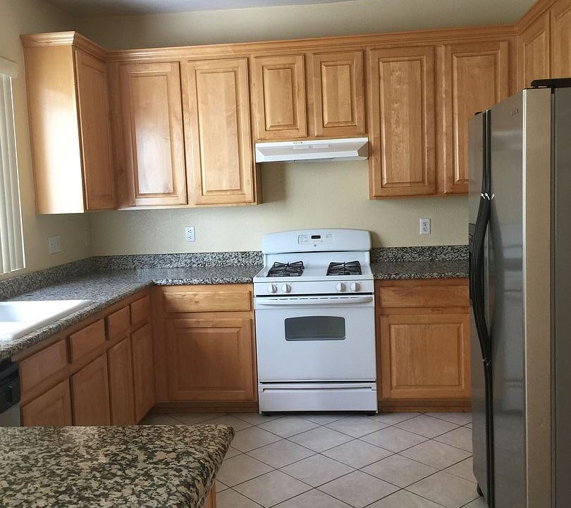 2nd image of 9819 W Cherokee Ave