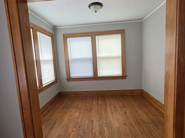 4562 Charles St — Photo 13