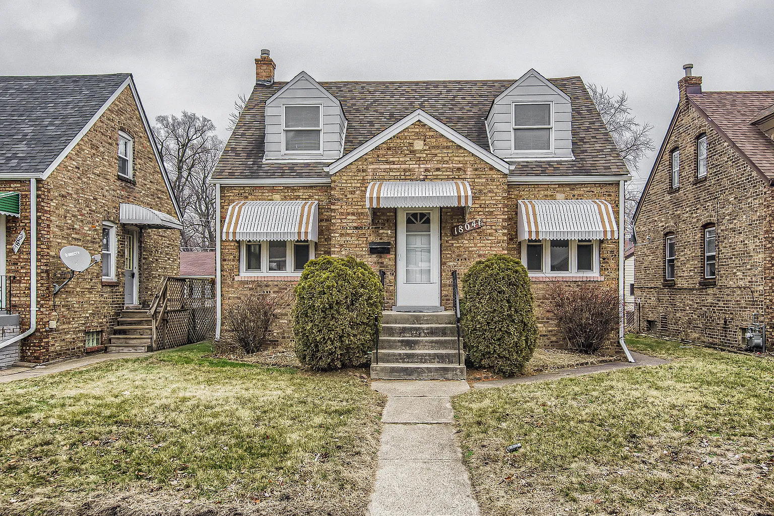 18041 Ridgewood Ave photo 1