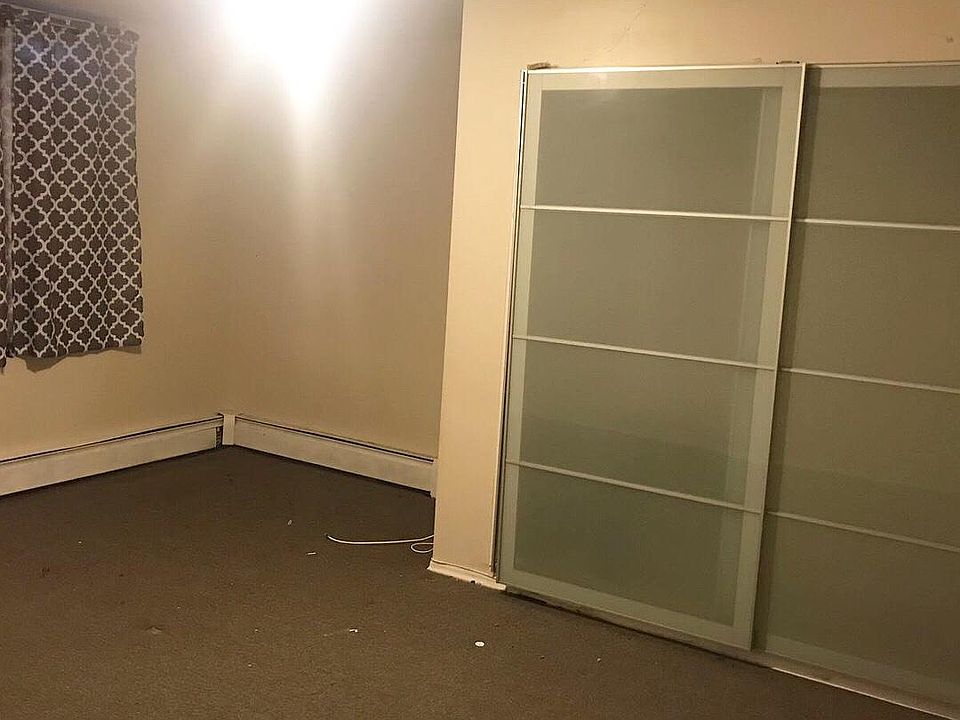 2nd image of 5 Gabriel Dr