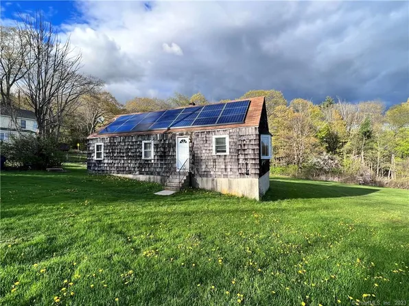 53 Overlook Road, Winchester, CT 06098