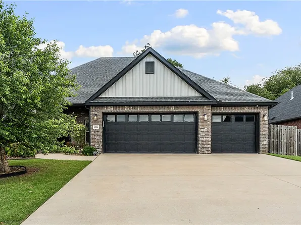4304 SW Plumley Ave, Bentonville, AR 72713