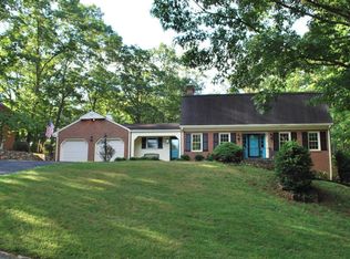 5057 Falcon Ridge Rd, Roanoke, VA 24018