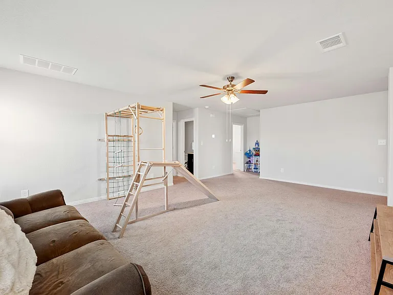 111 Simon — Photo 42