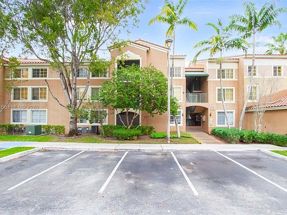 3rd image of 4824 State Rd #7-9105