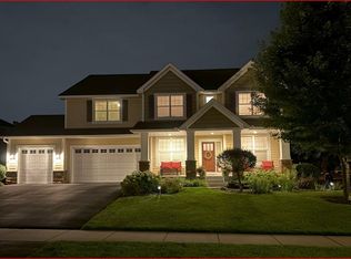 3626 Springwood Ct, Eagan, MN 55123