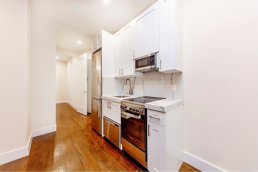 1st image of 244 W 22nd St #9