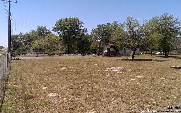 3rd image of 24733 US HIGHWAY 281