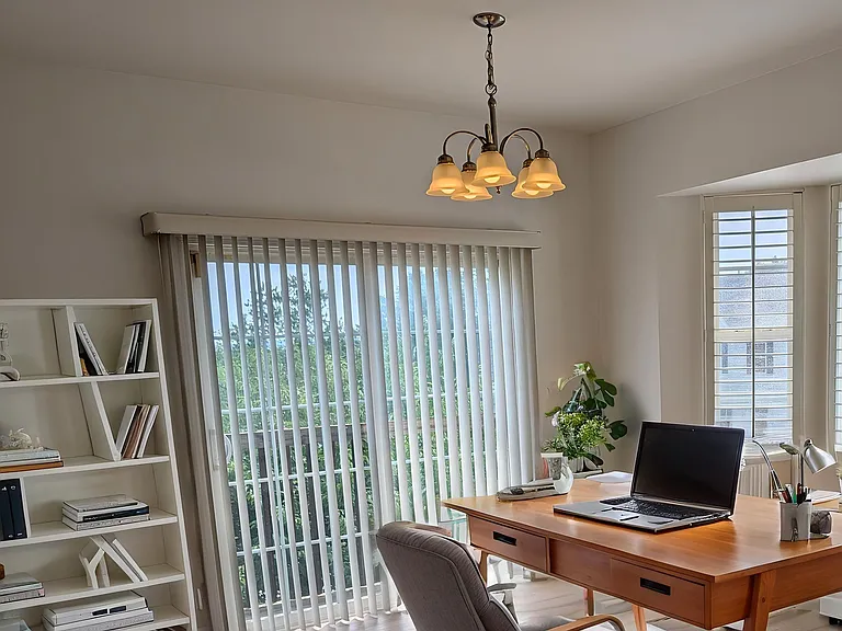 17289 Vaughn Ln — Photo 10