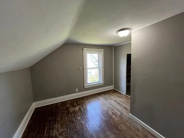 630 E Wausau Ave — Photo 23