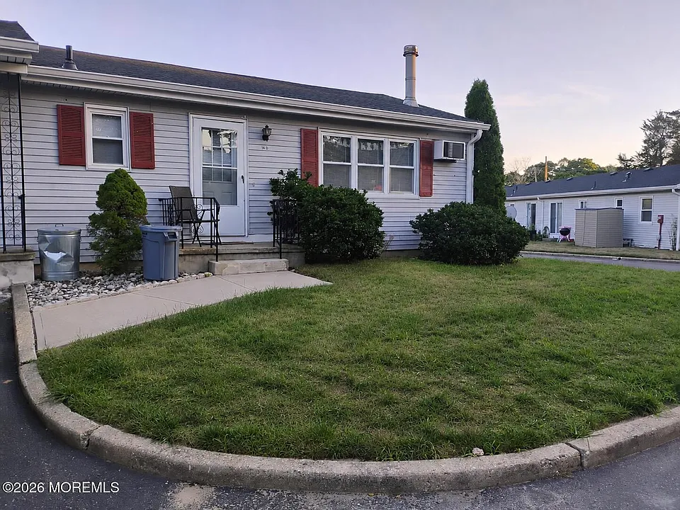 14 Primrose Ln #D
