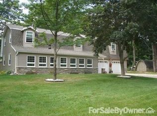 E9335 Shannon Dr, Munising, MI 49862
