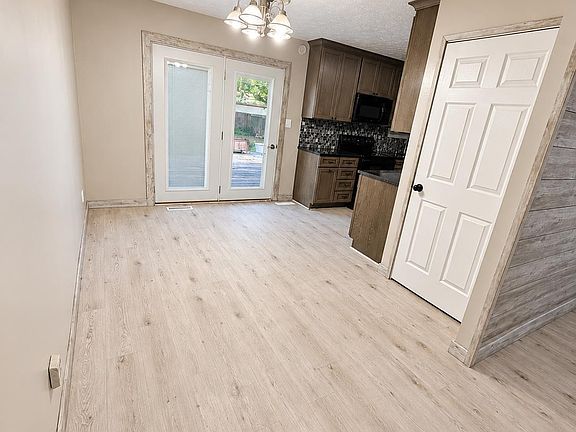 5th image of 2509 Eckman Pl