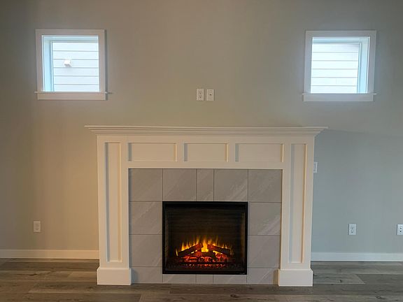 Electric fireplace