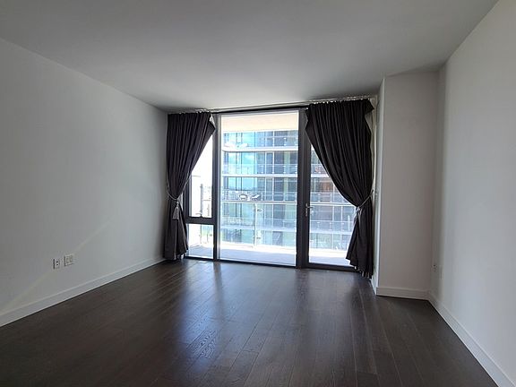 3rd image of 13105 40th Rd APT 12T