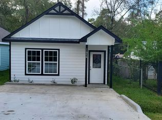11976 Canal St, Willis, TX 77318