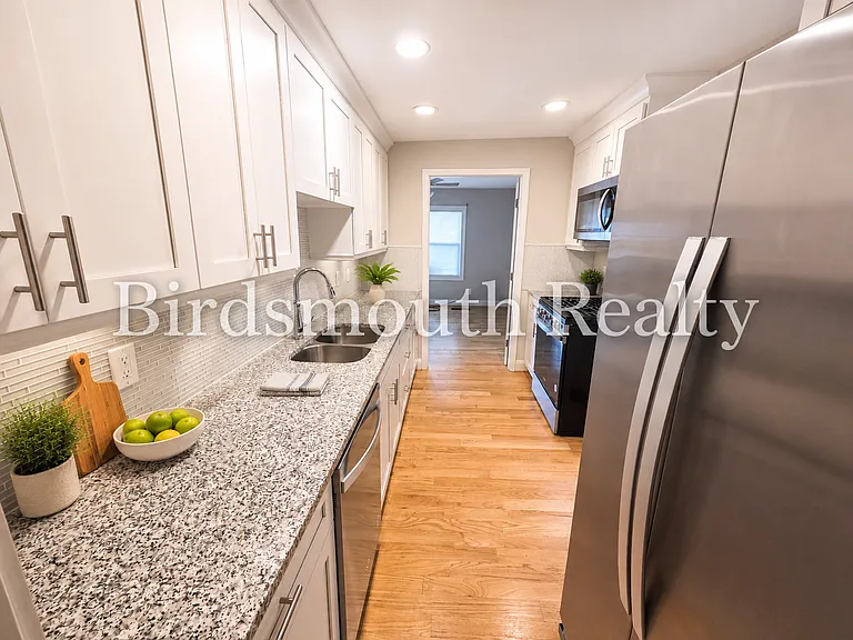 667 Magnolia St NW #L — Photo 4