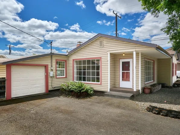11 S Platt Ave, Eagle Pt, OR 97524