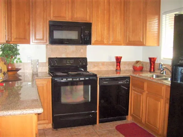La Casa Elegante Apartments, 941 W Dakota Ave APT 125, Fresno, CA 93705