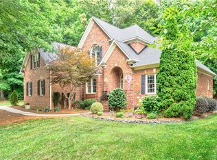 4 Friendly Acres Ct, Greensboro, NC 27410