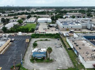 2009 Mangum Rd, Houston, TX 77092