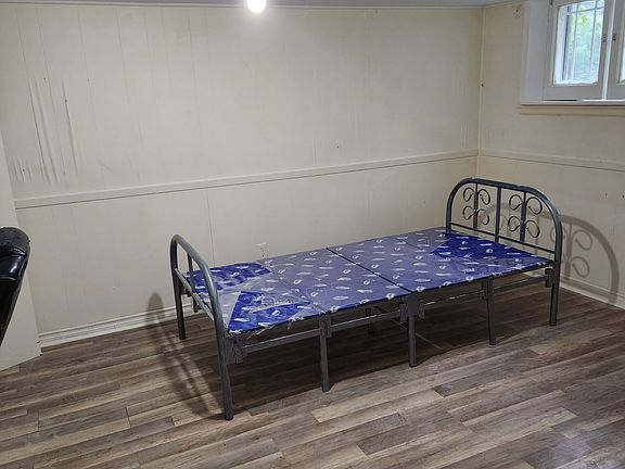 5th image of 141 Kitchener Rd