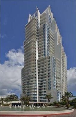 2nd image of 50 S Pointe Dr APT 702