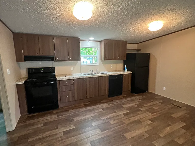 8313 Kennebec Rd — Photo 5