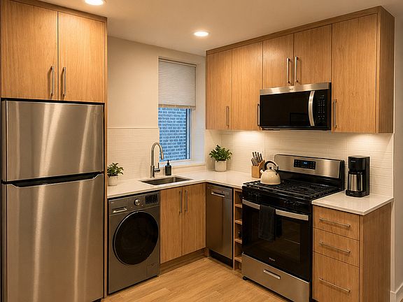3rd image of 927 N Mozart St #1F
