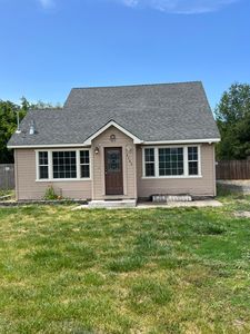 4702 Summers Ln, Klamath Falls, OR, 97603