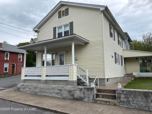 76 Pine St, Pittston, PA 18640