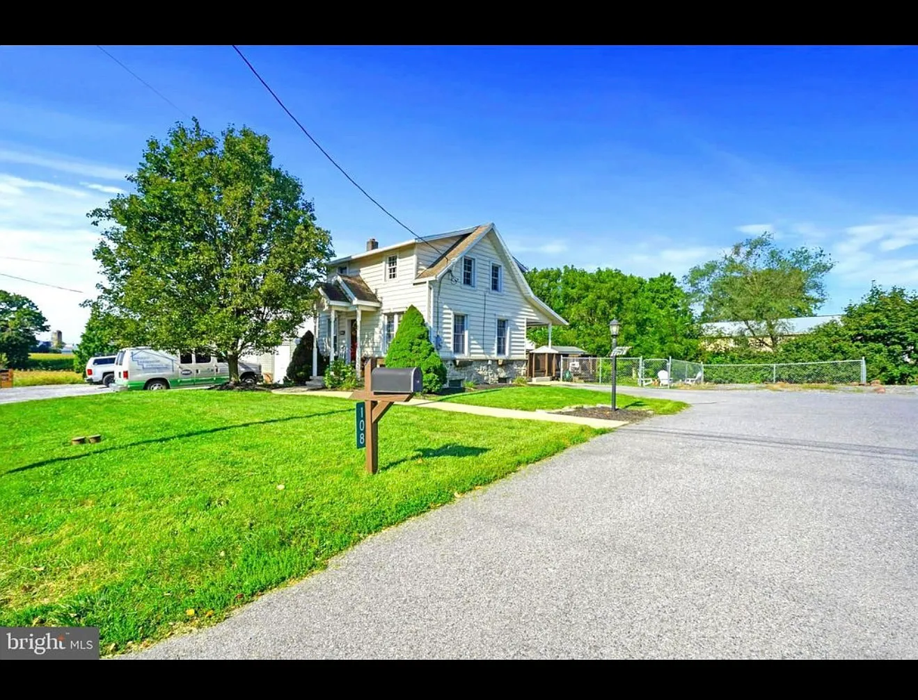 2 bed, 805 sqft, $1,650 — Photo 2