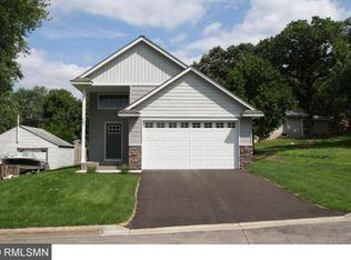 587 Ironton St NE, Fridley, MN 55432