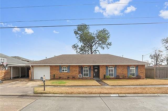 2nd image of 2325 Gallo Dr
