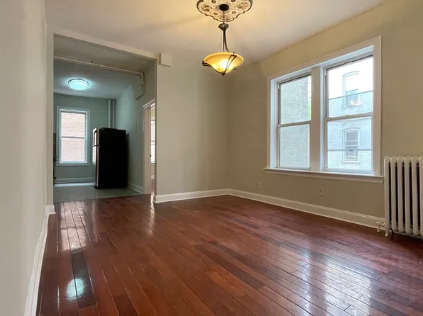 490 Ocean Parkway image 1 of 14